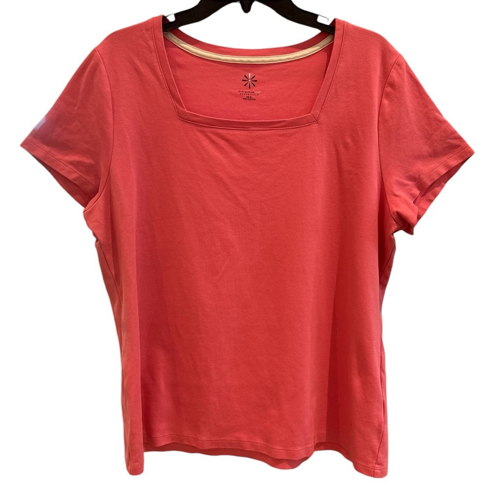 Women’s Isaac Mizrahi Tee